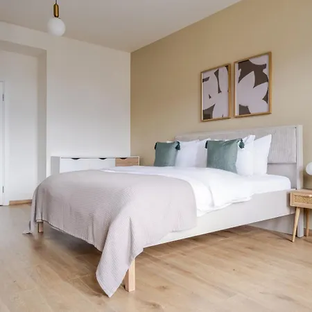 Apartment Blueground 10 Nr Park Foodie Area Prg-18 *